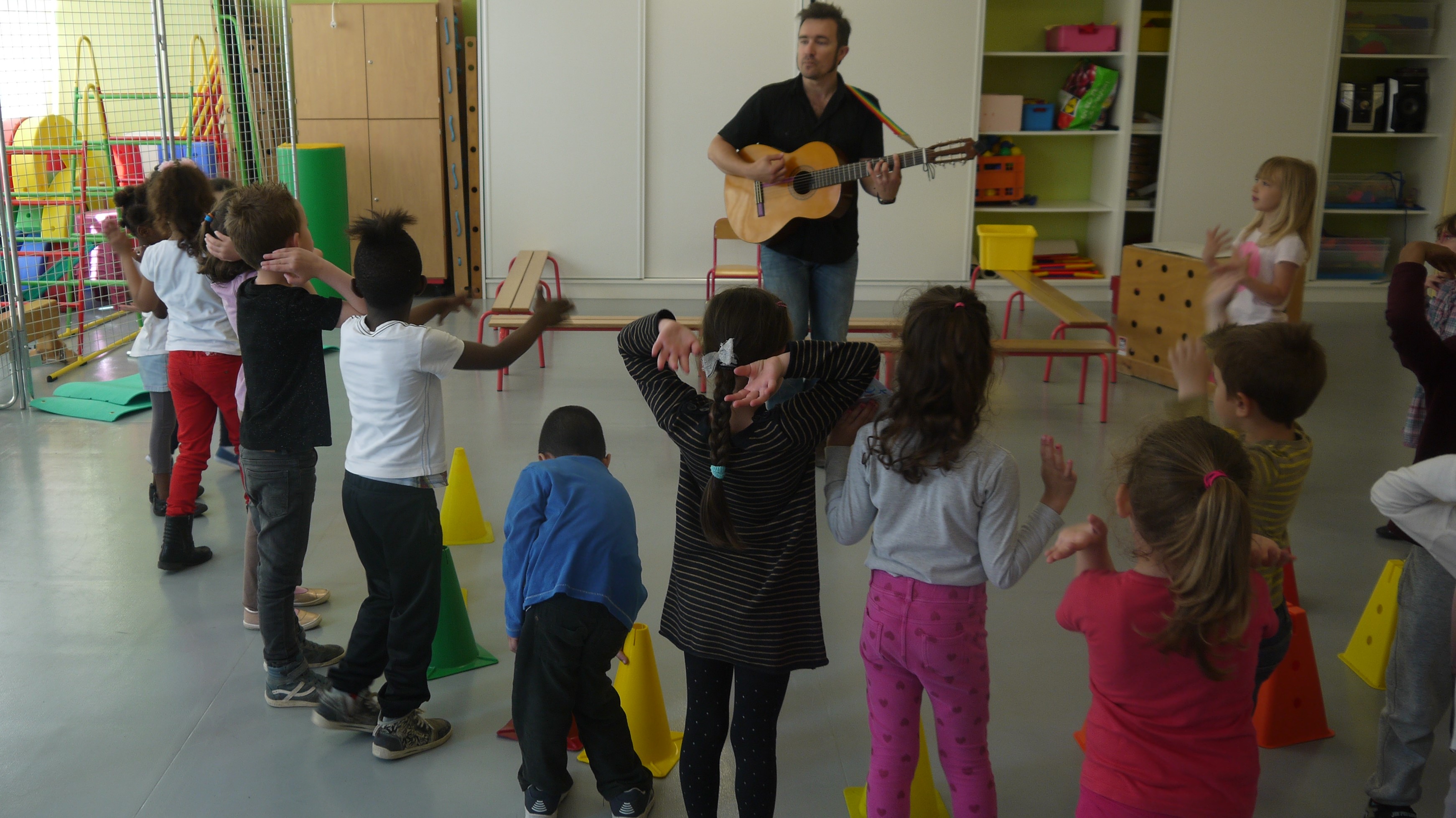 Eveil musical, découverte, chant pour enfants… des ateliers de musique ...